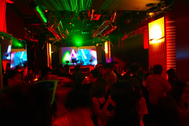 ディスコ等の特定遊興飲食店営業